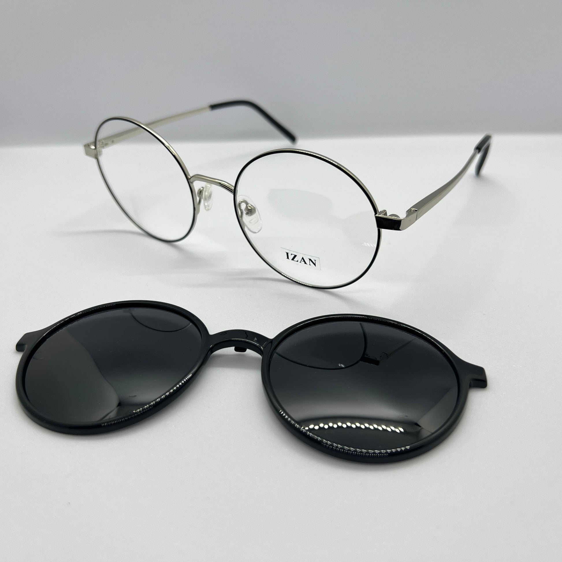 CLIP-ON IZAN BLACK