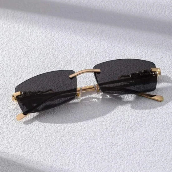 LUXURY BLACK