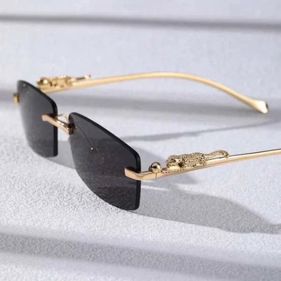 LUXURY BLACK